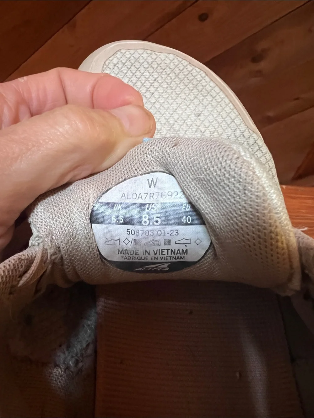 Altra Lone Peak 7 Women’s Athletic Shoes 8.5